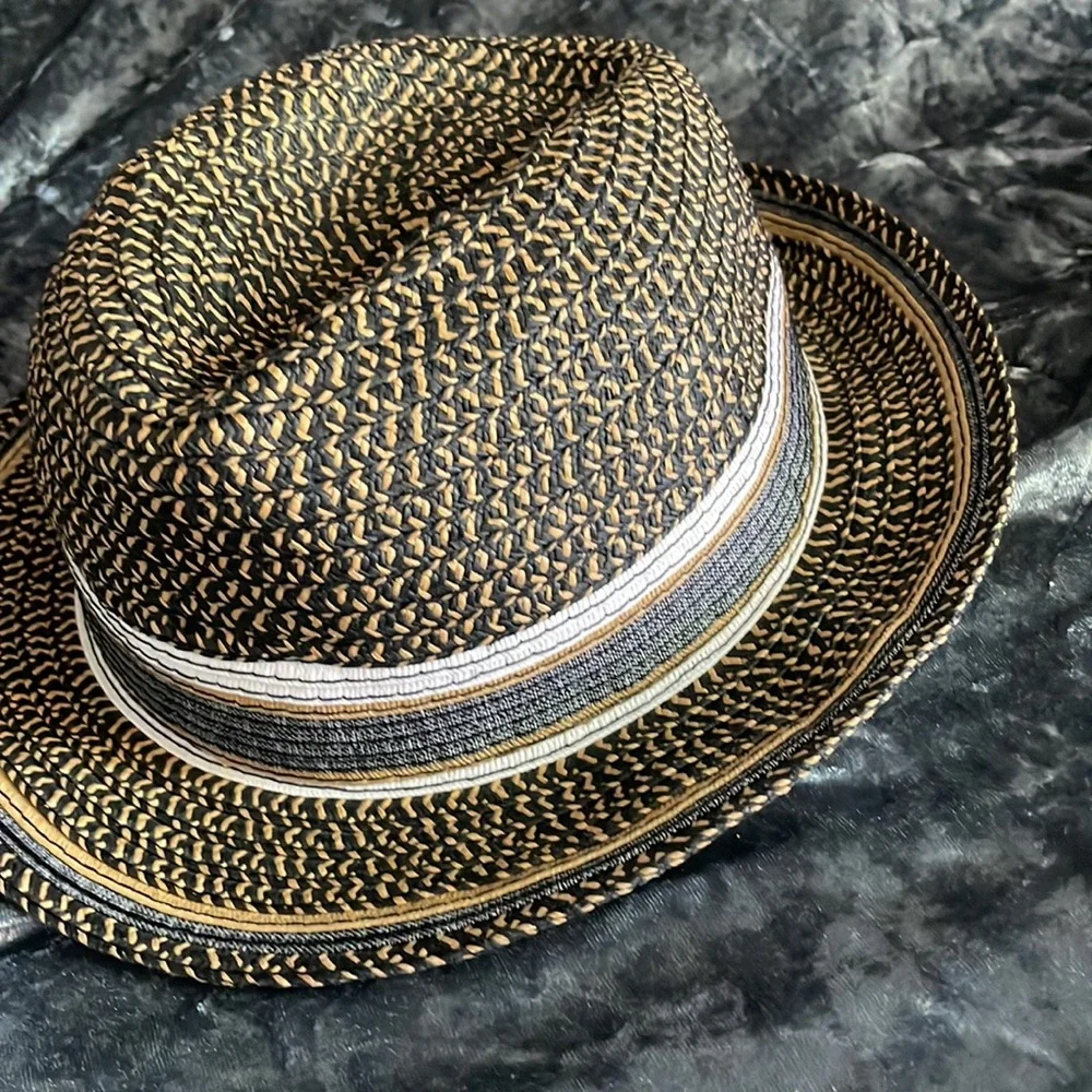Hat bundle - Picture 6 of 7